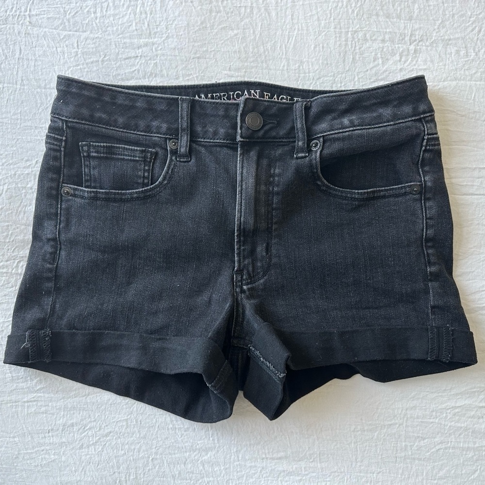 American Eagle Super Hi-Rise Shortie